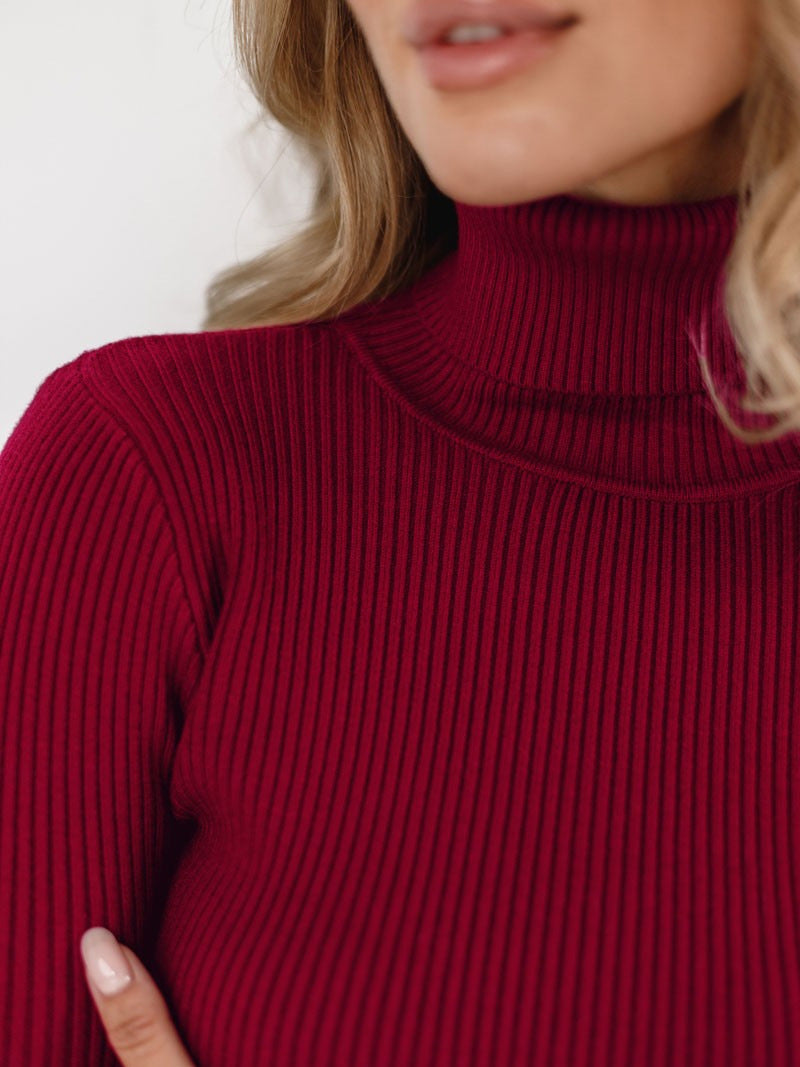 MAROON HIGH NECK