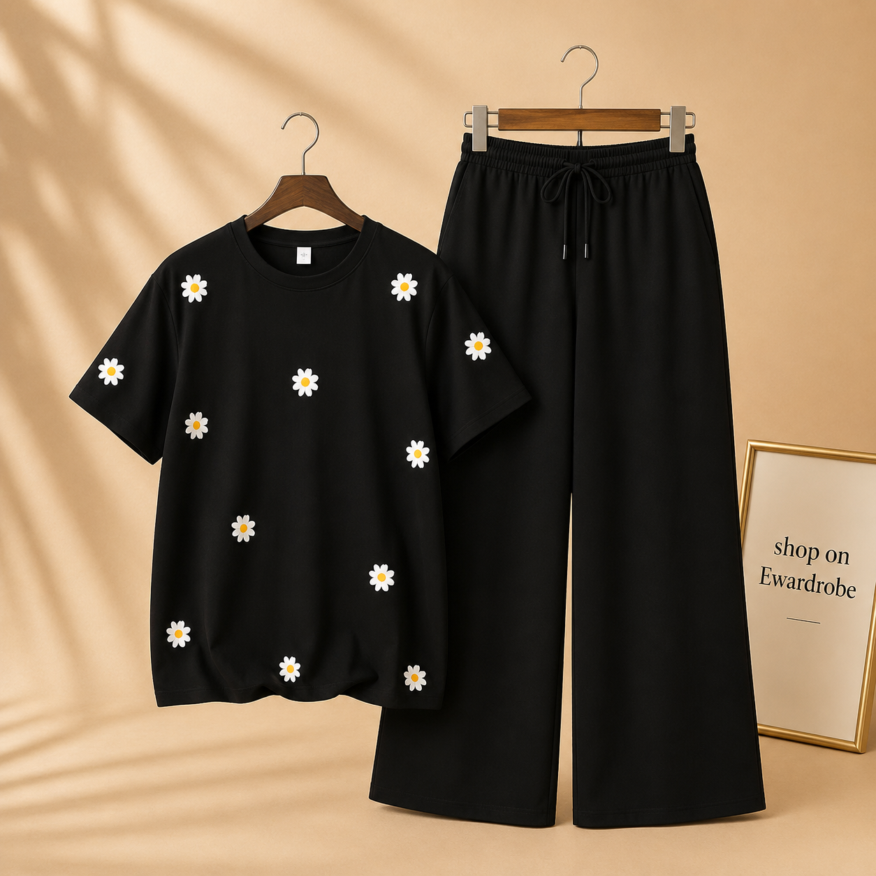 BLACK TSHIRT SUNFLOWER ALLOVER WITH BLACK FLAPPER