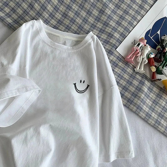 WHITE TSHIRT SMILEY POCKET