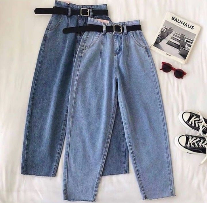 PACK OF 2 MOM JEANS (ICE BLUE AND MID BLUE)