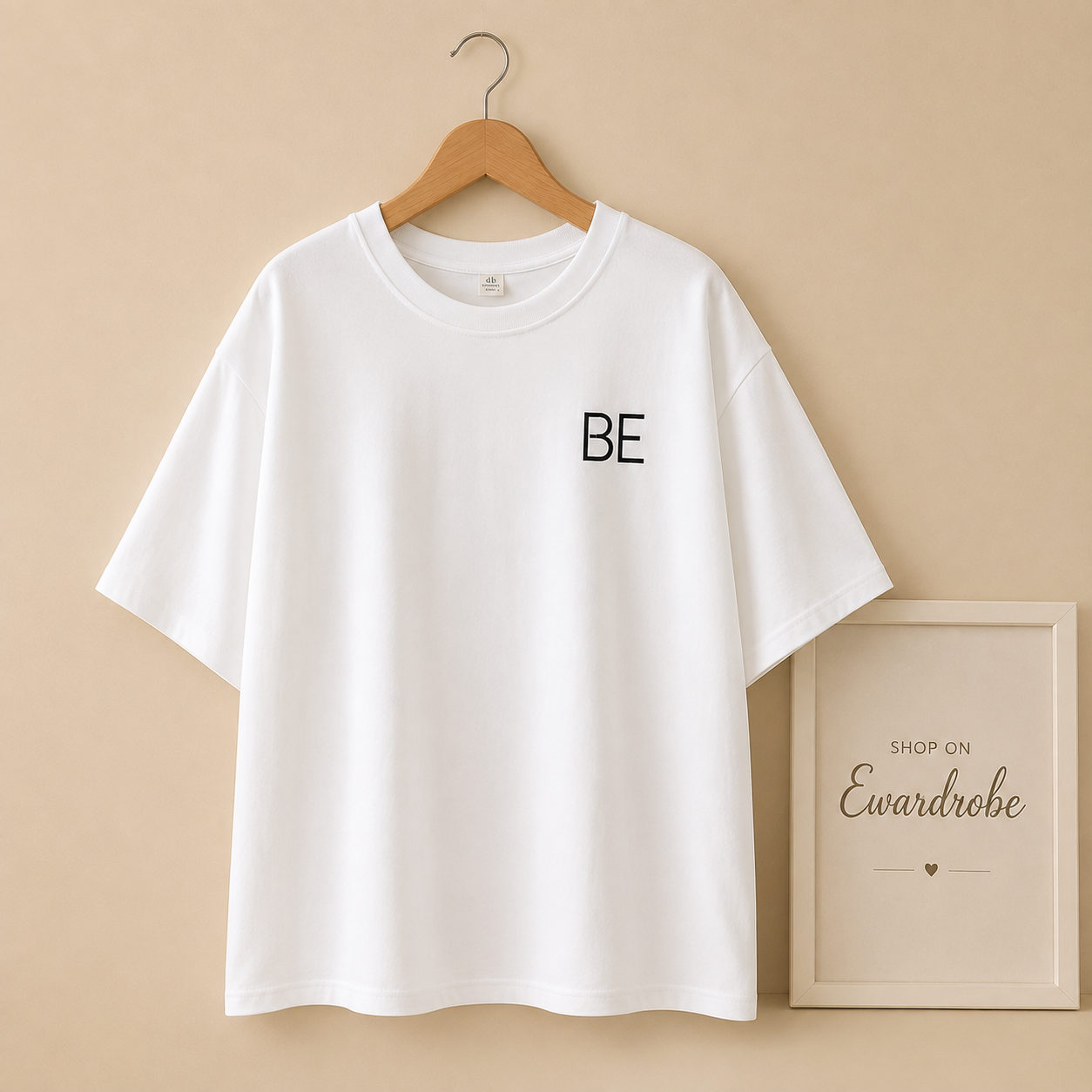 White Tshirt BE On Pocket