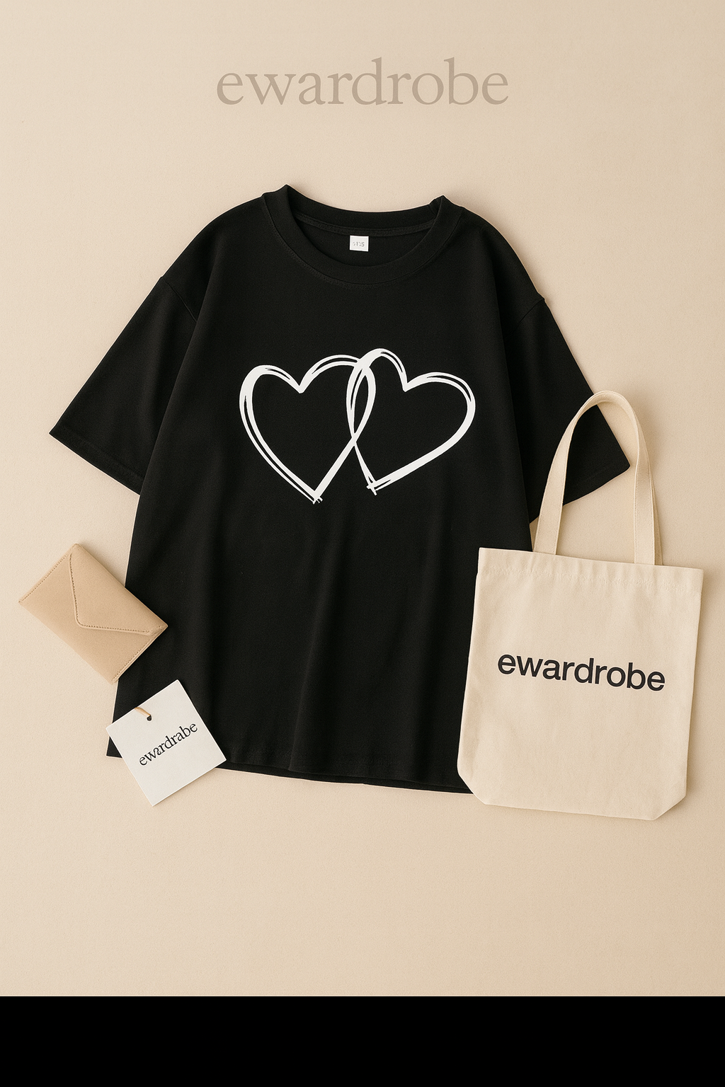 BLACK TSHIRT HEART IN HEART