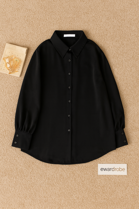 BLACK BUTTON DOWN SHIRT
