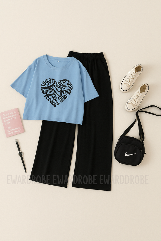 SKY BLUE TSHIRT SUGAR VANILLA WITH BLACK FLAPPER