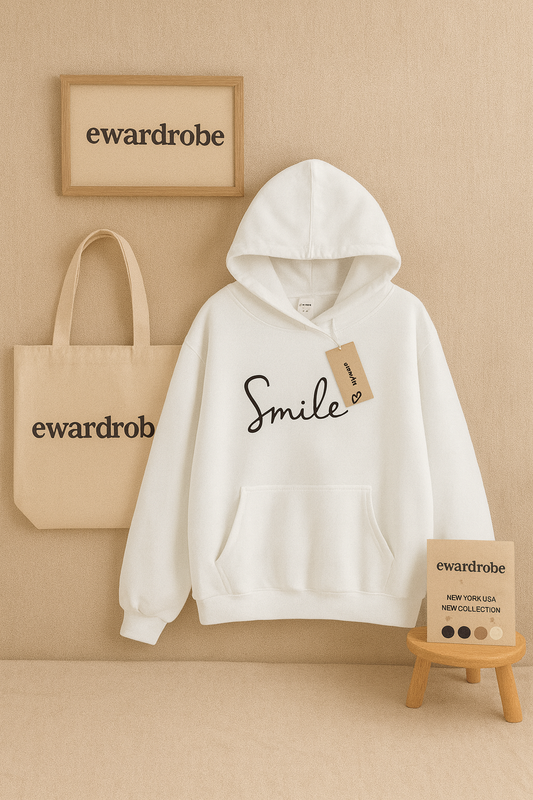 WHITE SMILE HOODIE
