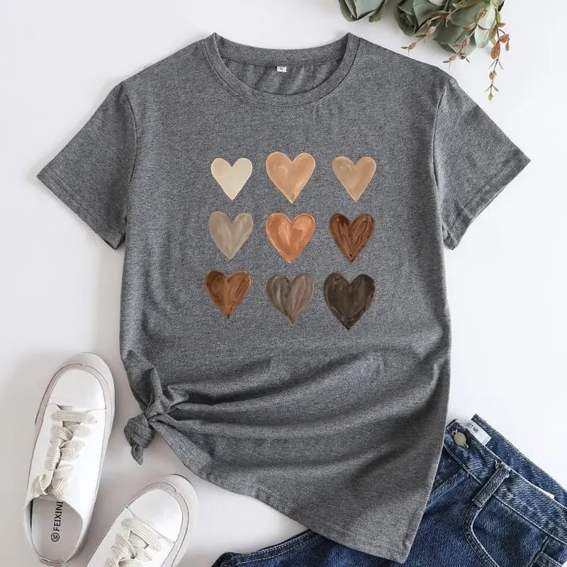 GREY TSHIRT BROWN HEARTS