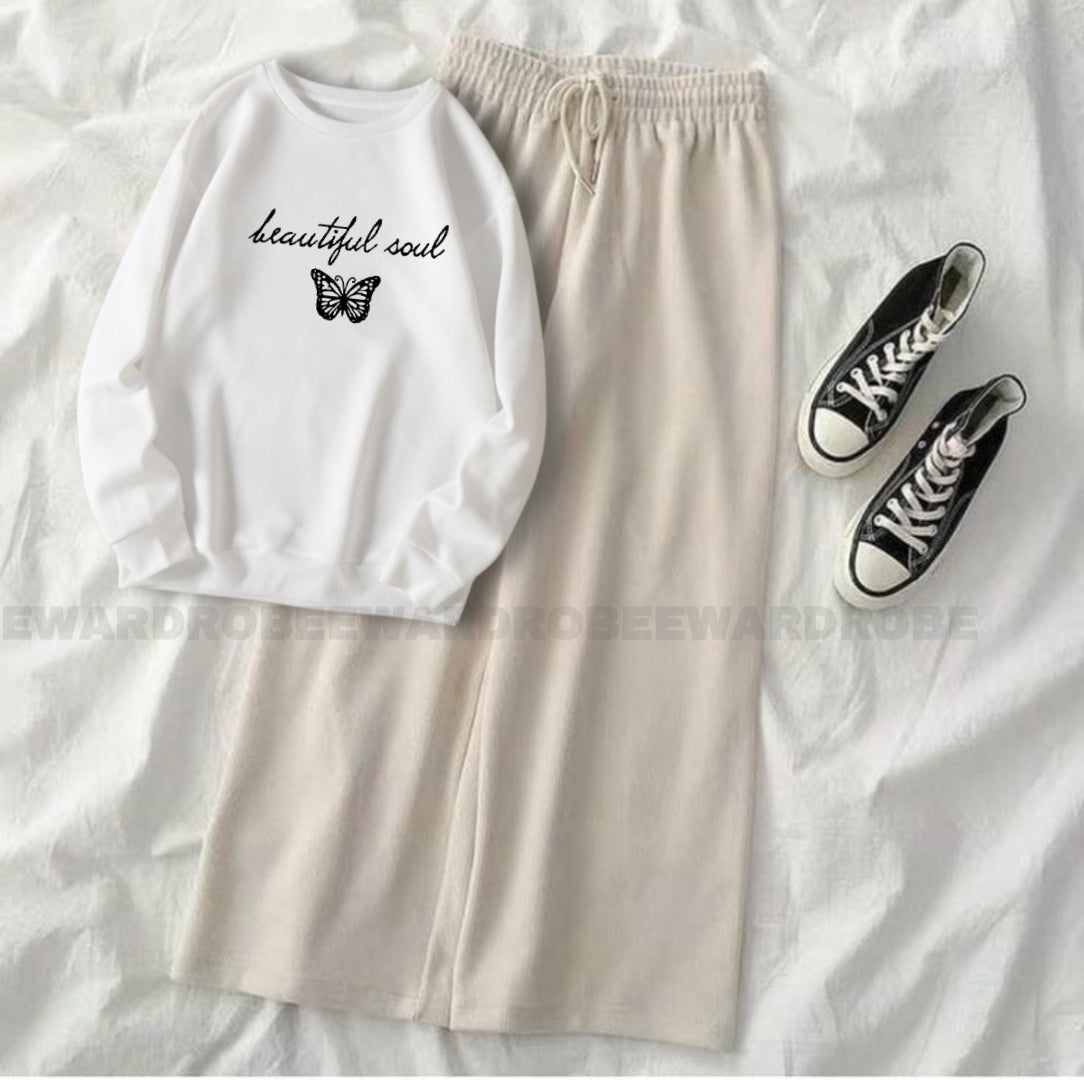 BEAUTIFUL SOUL WHITE SWEATSHIRT WITH BEIGE FLAPPER