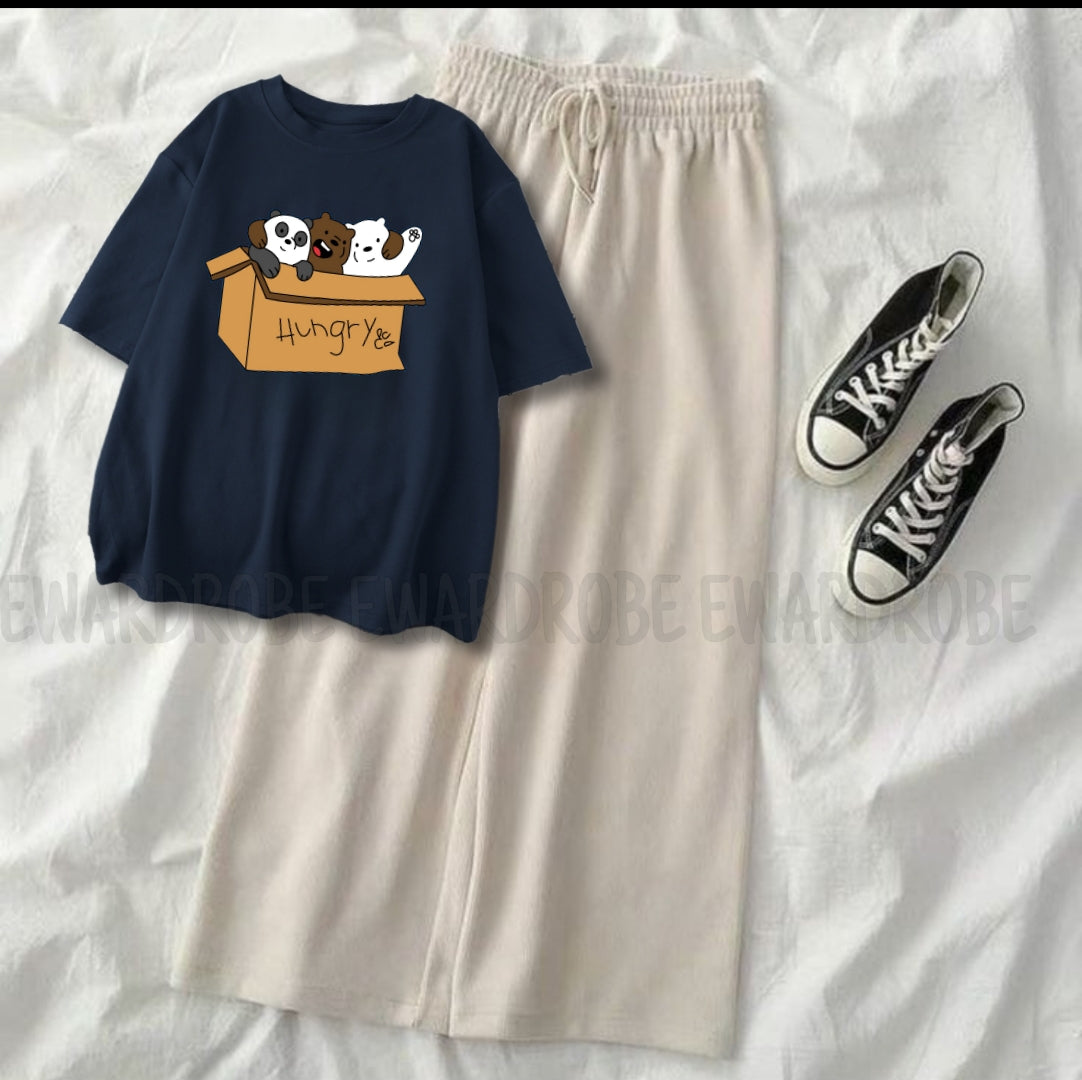 Navy blue tshirt hungry bear with beige flapper