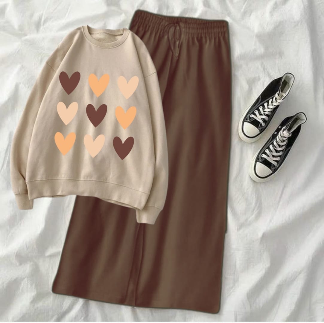 BROIWN HEARTS BEIGE SWEATSHIRT WITH BROWN FLAPPER