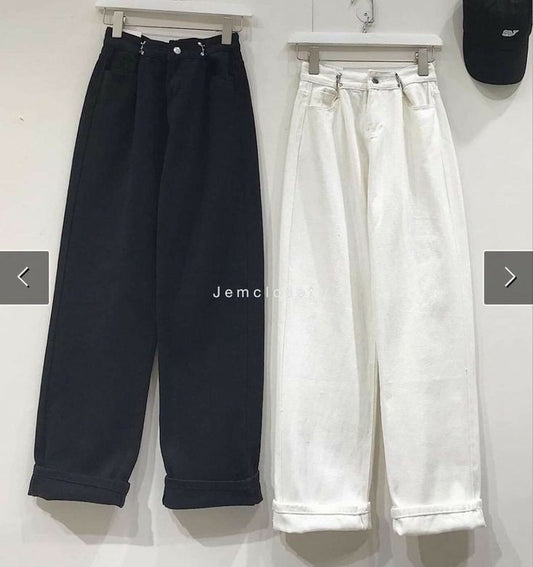 PACK OF 2 WIDE LEG JEANS ( WHITE AND BLACK )